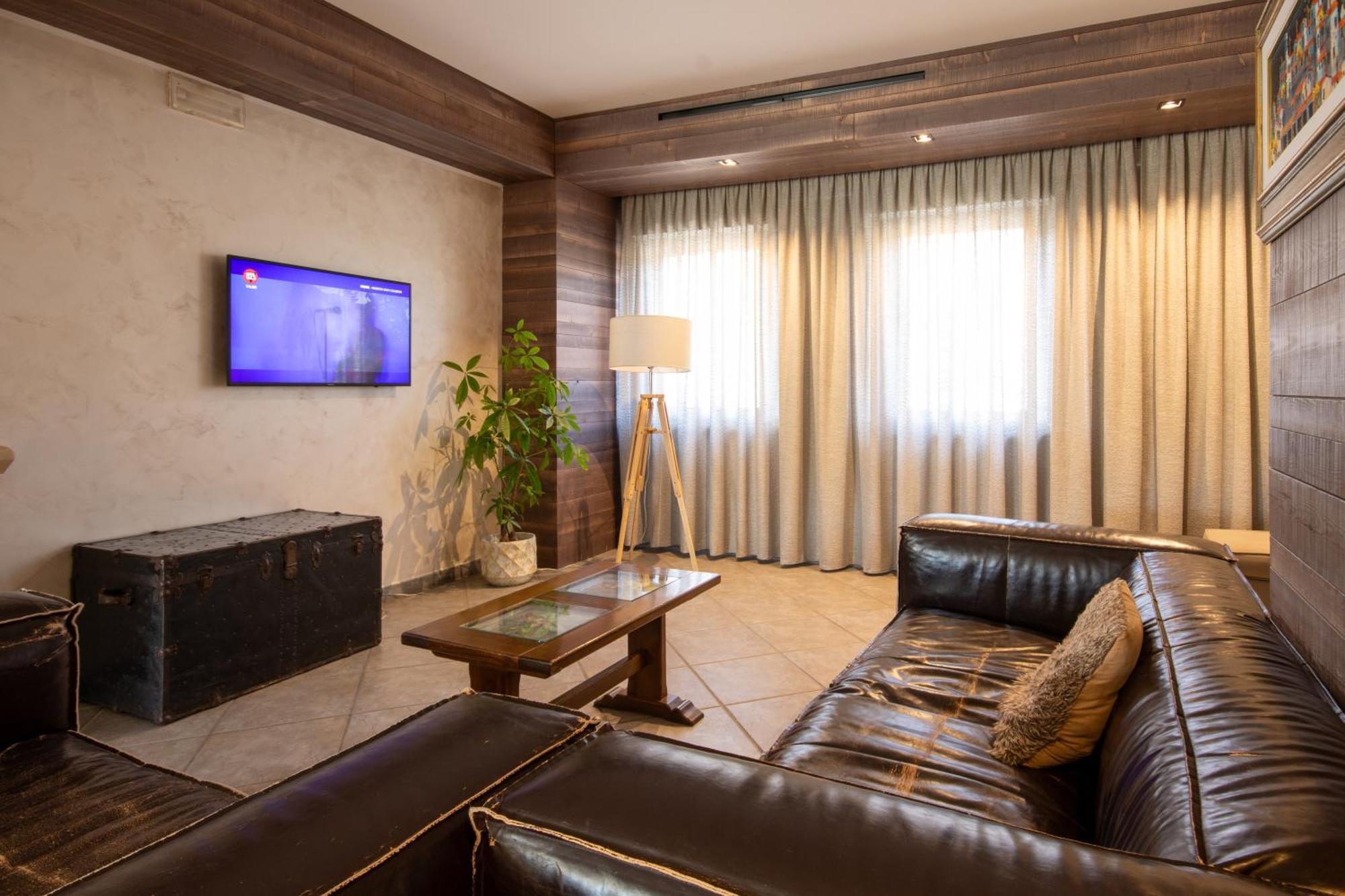 Hotel Don Luis Castel Di Sangro Eksteriør bilde