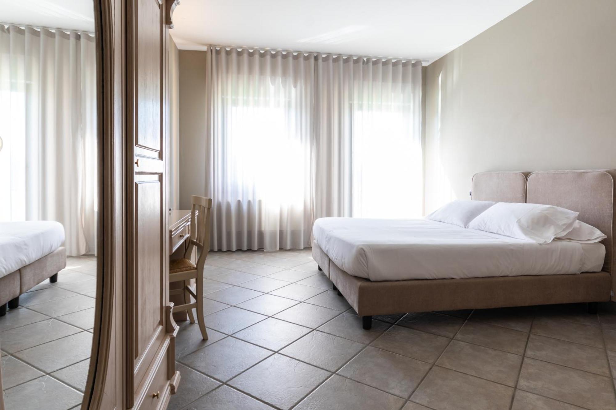 Hotel Don Luis Castel Di Sangro Eksteriør bilde