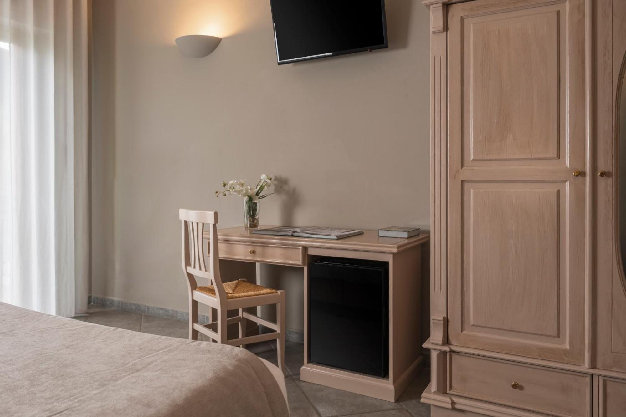 Hotel Don Luis Castel Di Sangro Eksteriør bilde