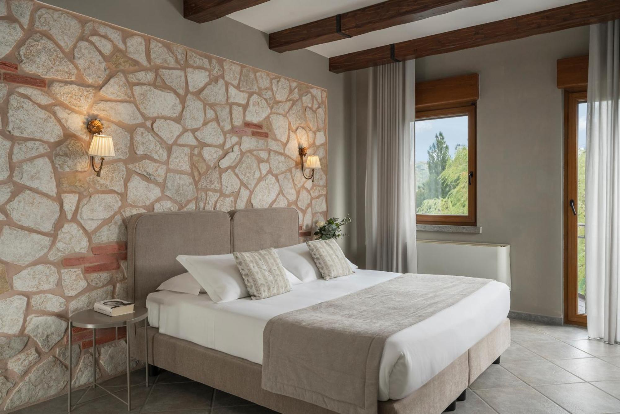 Hotel Don Luis Castel Di Sangro Eksteriør bilde