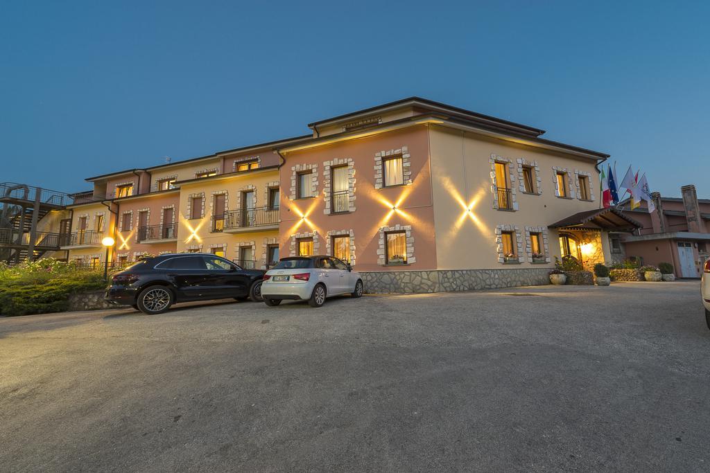Hotel Don Luis Castel Di Sangro Eksteriør bilde